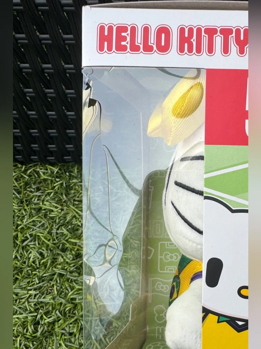 YuMe DZNR Hello Kitty Plush Brazil #59 Soccer Edition Sanrio NIB READ DESC